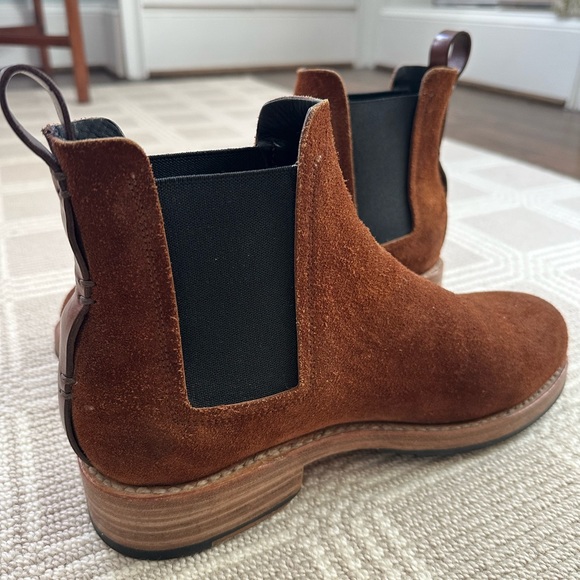 Men’s FEIT Hand Sewn Chelsea Boots in Brown Suede size 42 (9-10 US). Like new - Picture 5 of 8